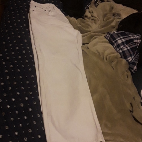 Jeans - Picture 2 of 2